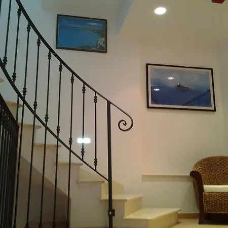 Szálloda History Valderice