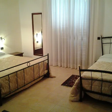 History Hotel 3*