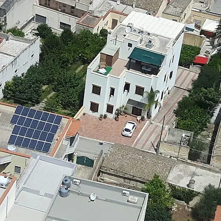 History فندق فالديريتْشّي