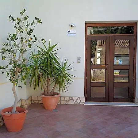 History Hotel 3*