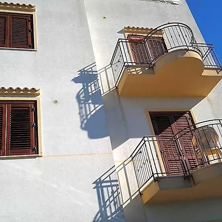 History Hotel 3*